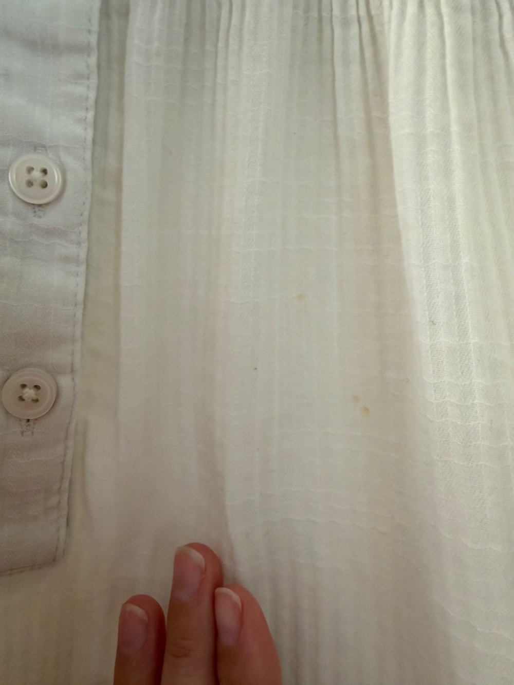 Cotton Voile smocked button blouse - Picture 3 of 3
